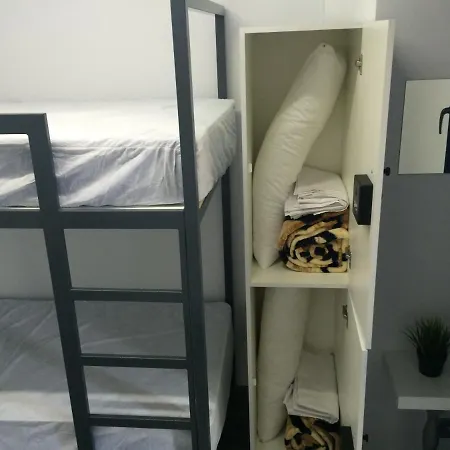 Hostel Chameleon Youth Alicante