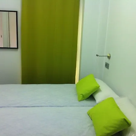 Hostel Chameleon Youth *